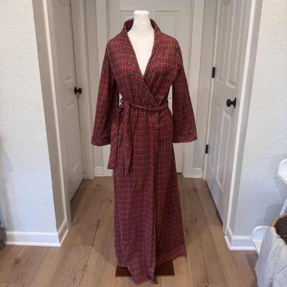 Other - True Vtg Henson Kickernick Red Plaid Floor Length Robe Sz M Holiday Tartan Soft